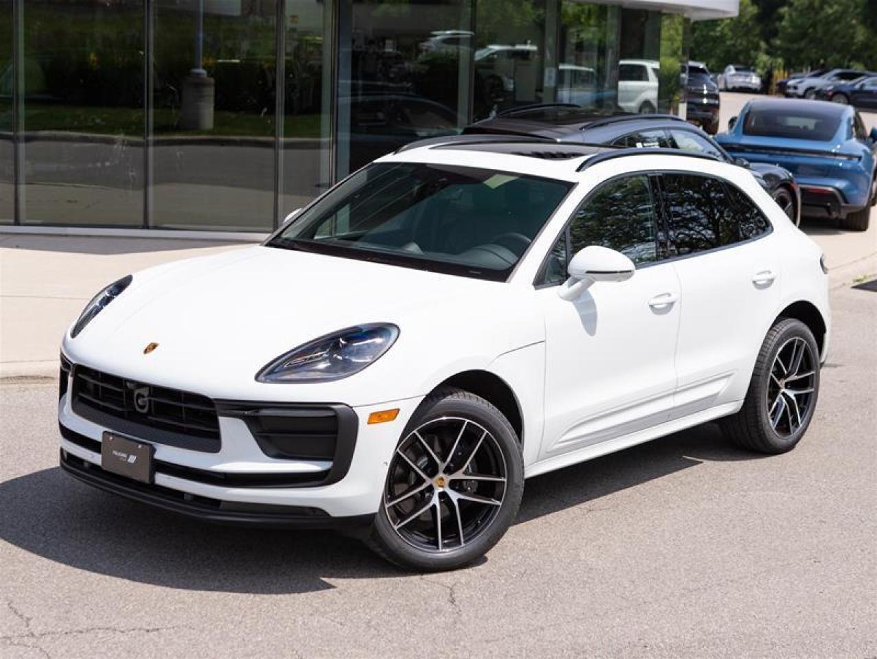 2024 Porsche Macan AWD Photo