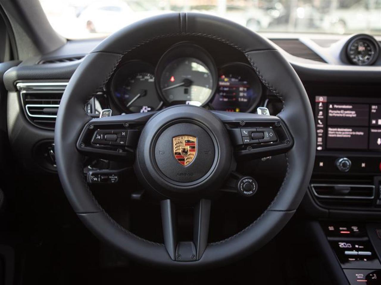 2024 Porsche Macan S AWD Photo