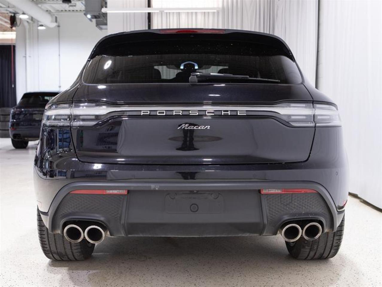 2023 Porsche Macan  Photo