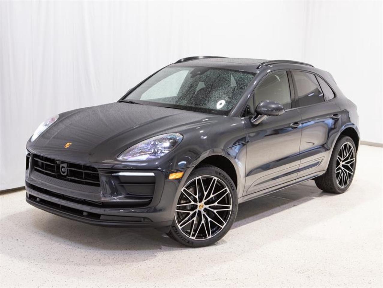 2026 Porsche Macan AWD Photo