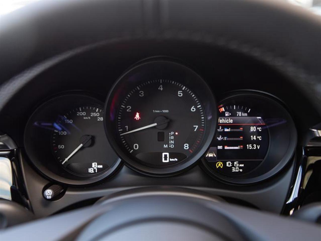 2026 Porsche Macan AWD Photo