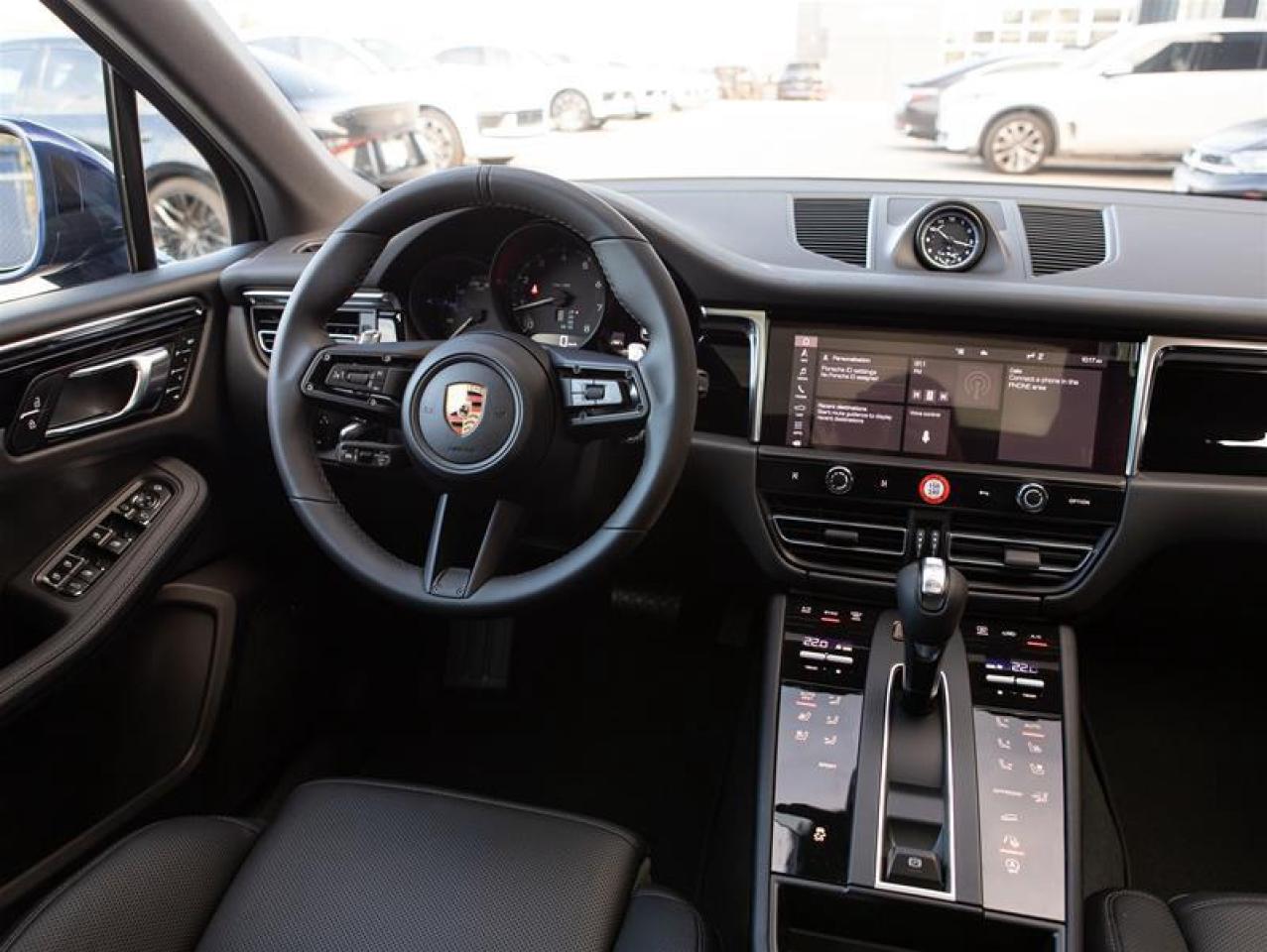 2026 Porsche Macan AWD Photo