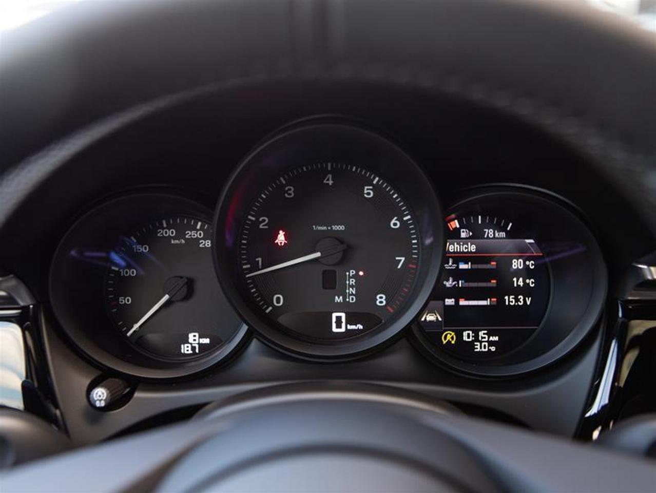 2026 Porsche Macan AWD Photo