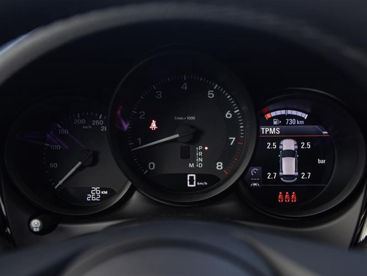 2024 Porsche Macan AWD Photo