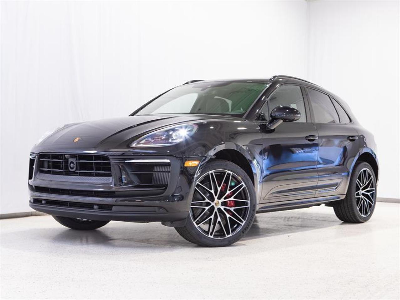 2026 Porsche Macan S AWD Photo