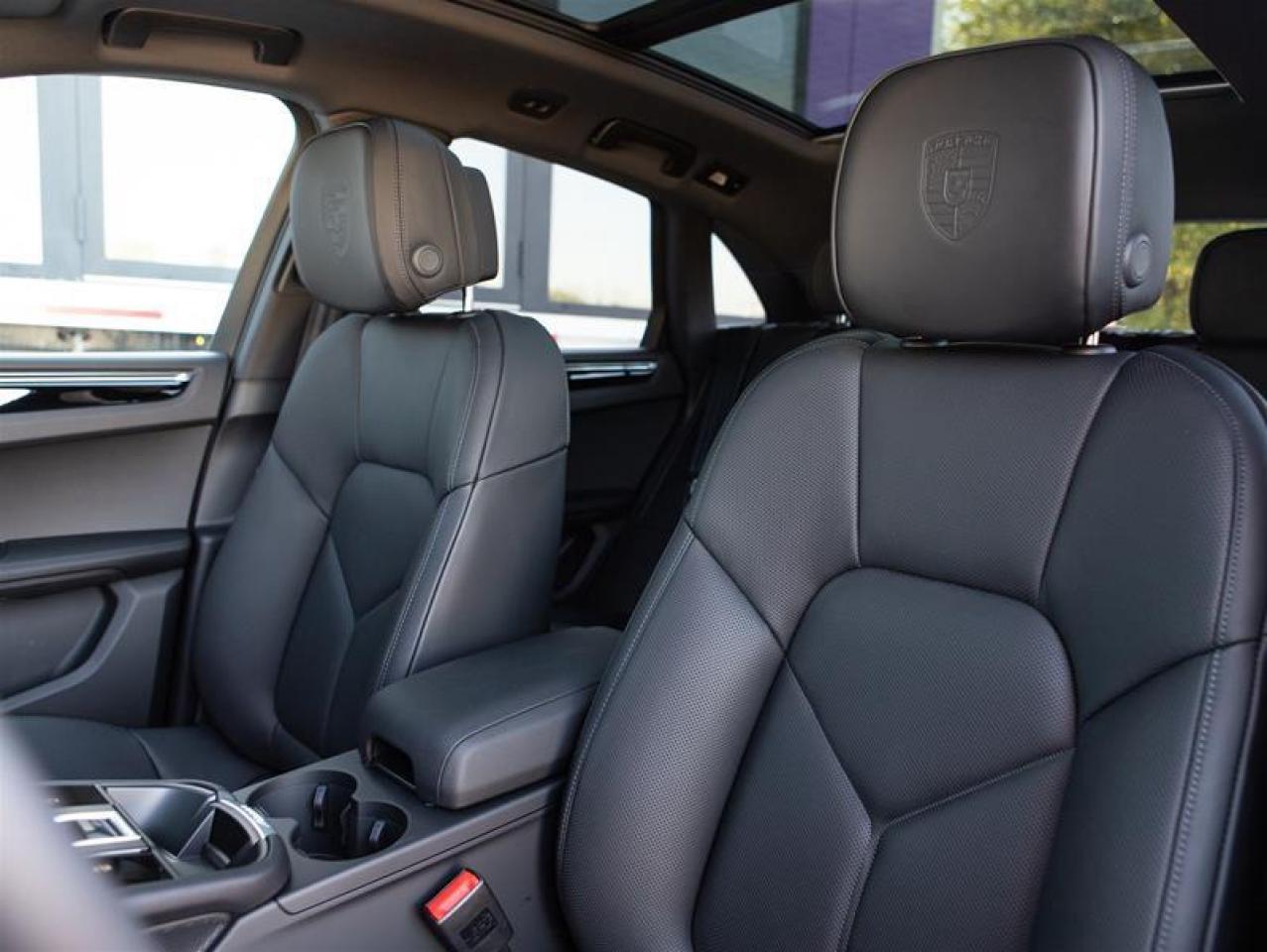 2026 Porsche Macan S AWD Photo