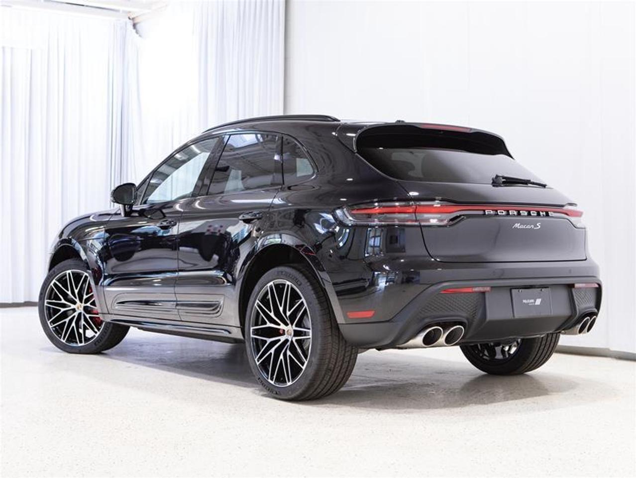 2026 Porsche Macan S AWD Photo