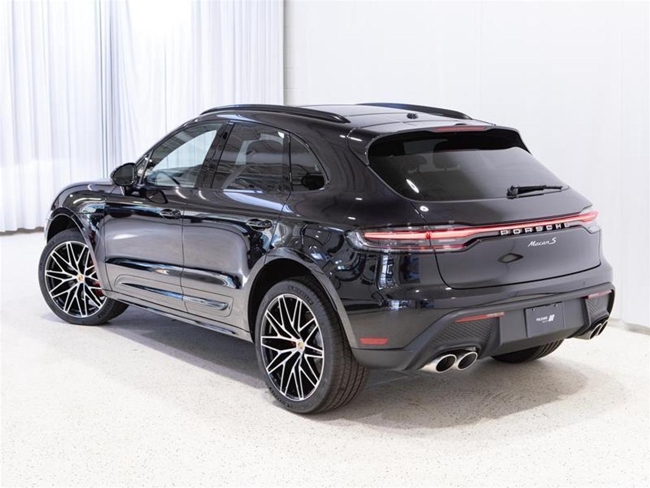 2026 Porsche Macan S AWD Photo