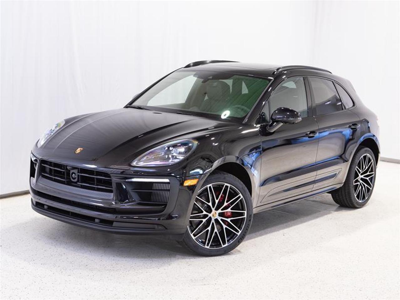 2026 Porsche Macan S AWD Photo