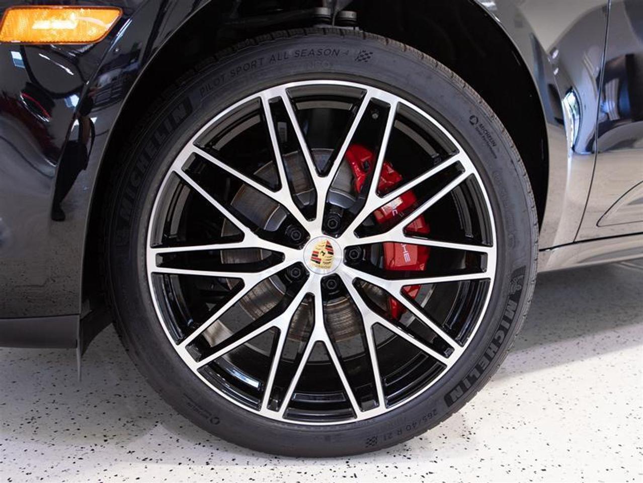 2026 Porsche Macan S AWD Photo