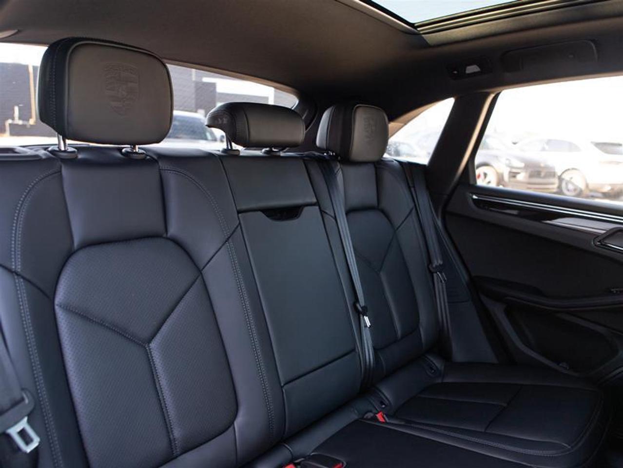 2026 Porsche Macan S AWD Photo