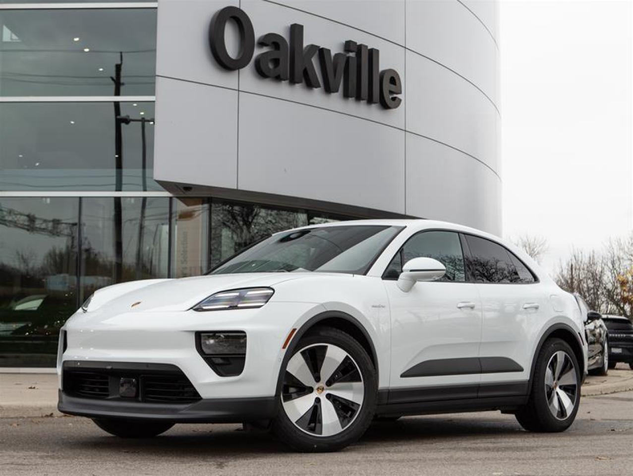 2024 Porsche Macan Electric 4 AWD Photo