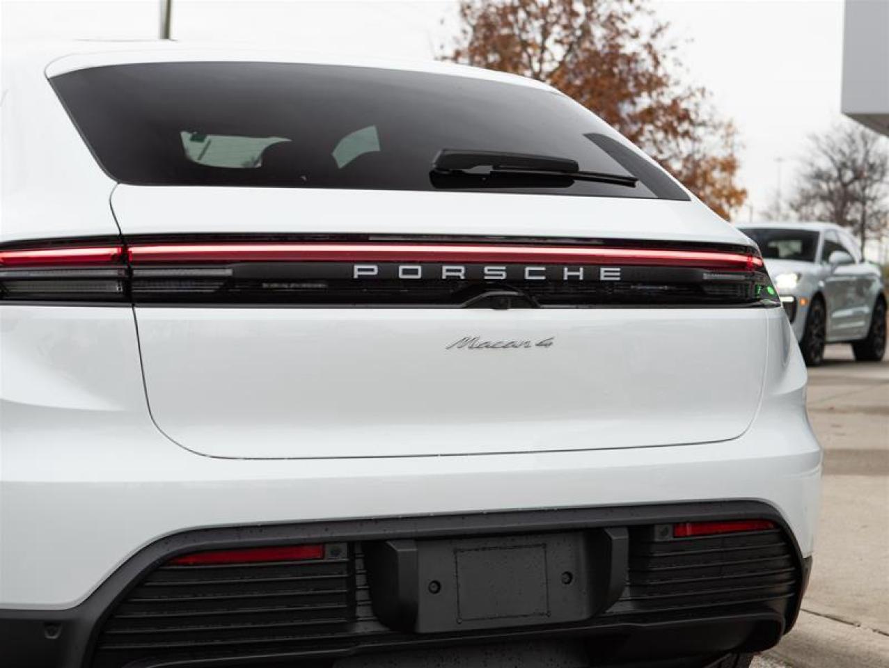 2024 Porsche Macan Electric 4 AWD Photo