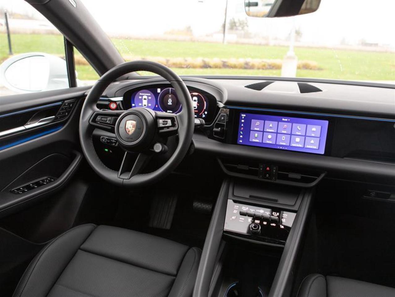 2024 Porsche Macan Electric 4 AWD Photo