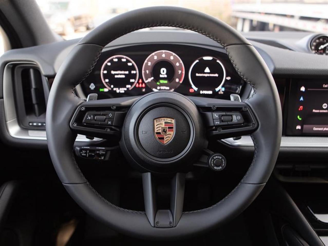 2025 Porsche Cayenne e-Hybrid AWD Photo