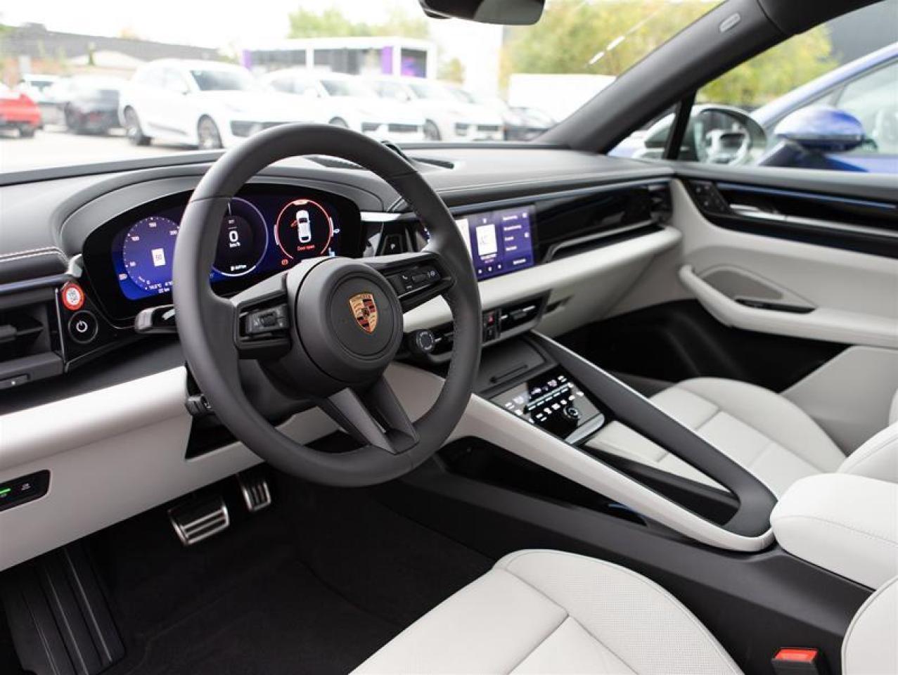 2025 Porsche Macan Electric 4S AWD Photo