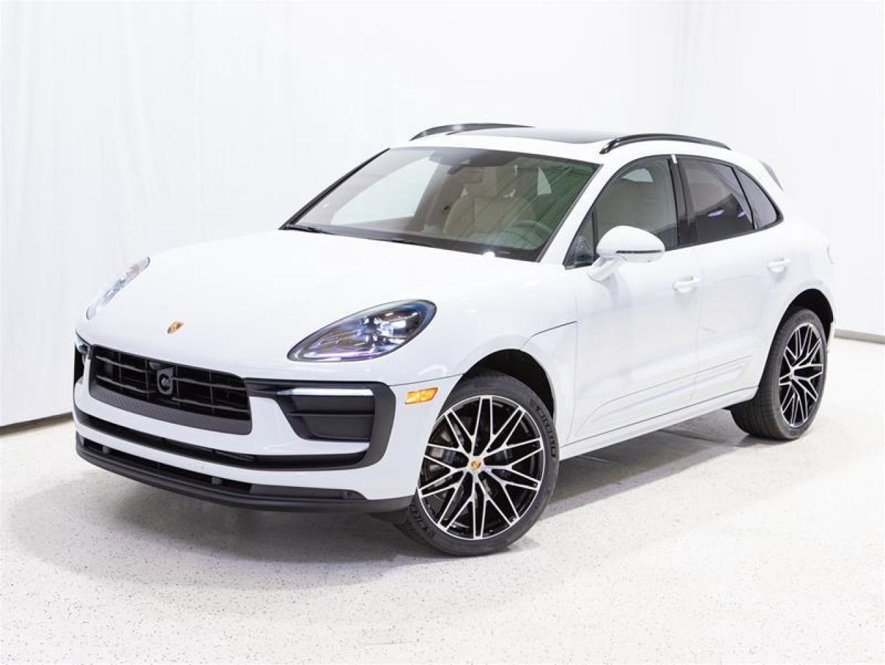 2026 Porsche Macan AWD Photo