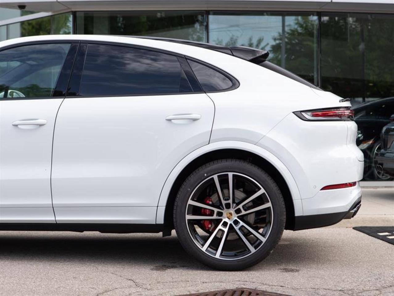 2024 Porsche Cayenne S Coupe AWD Photo