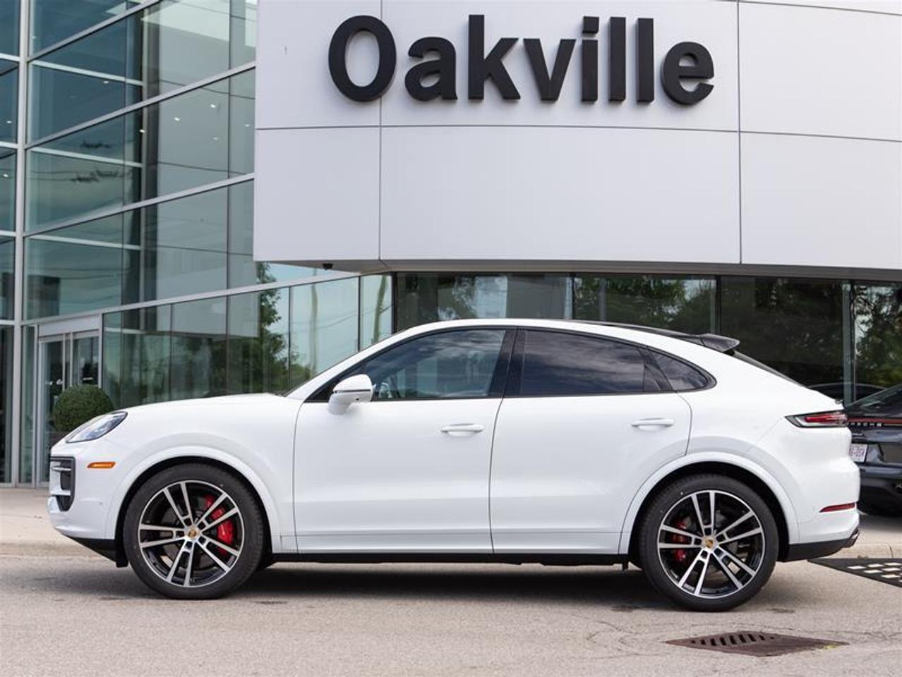 2024 Porsche Cayenne S Coupe AWD Photo