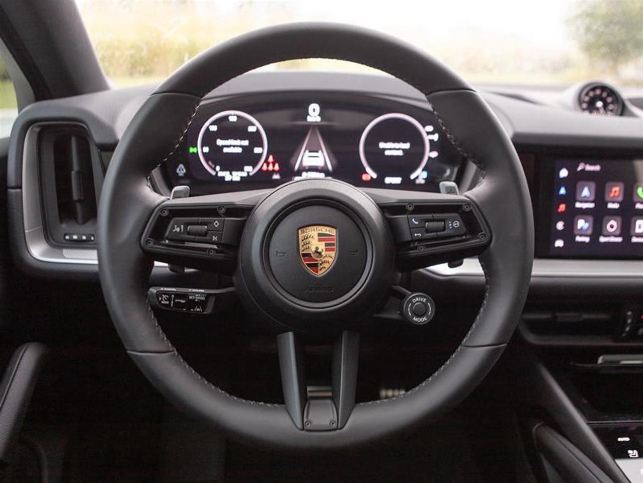 2024 Porsche Cayenne S Coupe AWD Photo