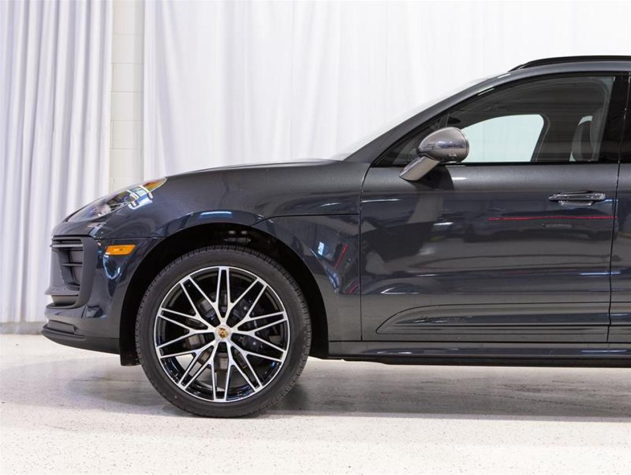 2026 Porsche Macan T AWD Photo