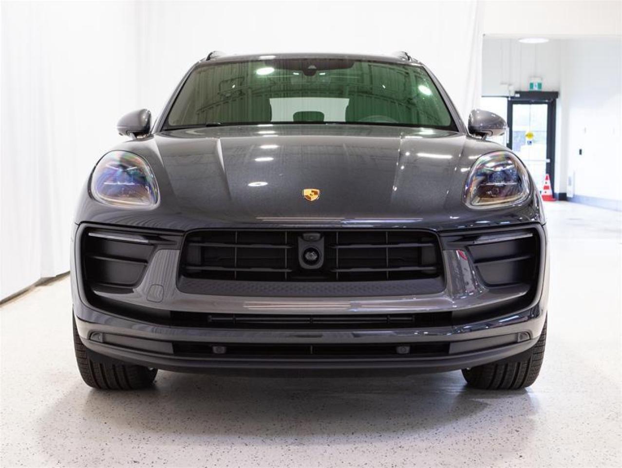 2026 Porsche Macan T AWD Photo