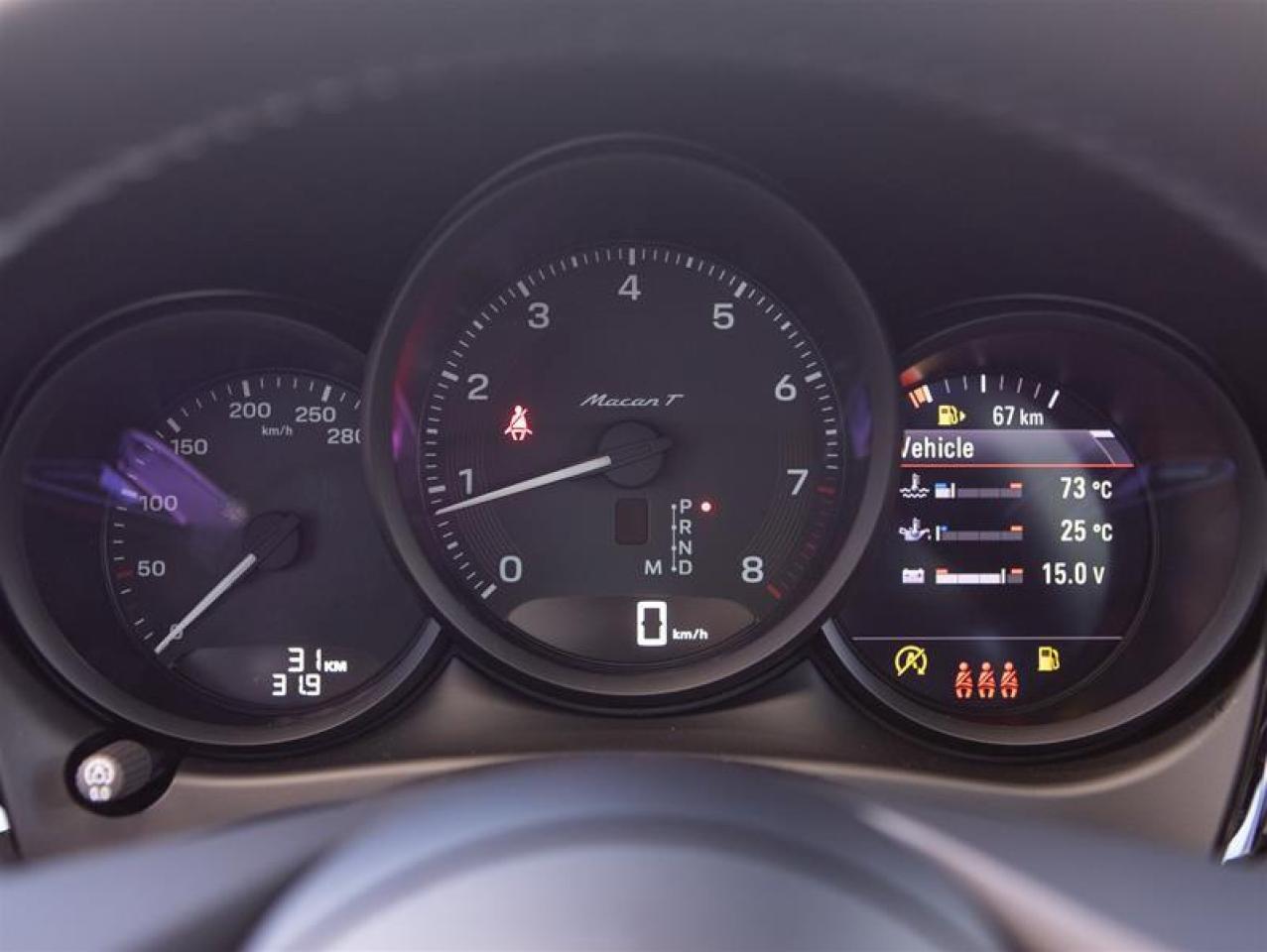 2026 Porsche Macan T AWD Photo