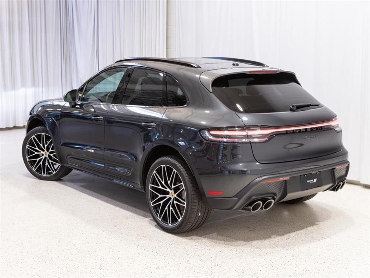 2026 Porsche Macan T AWD Photo3