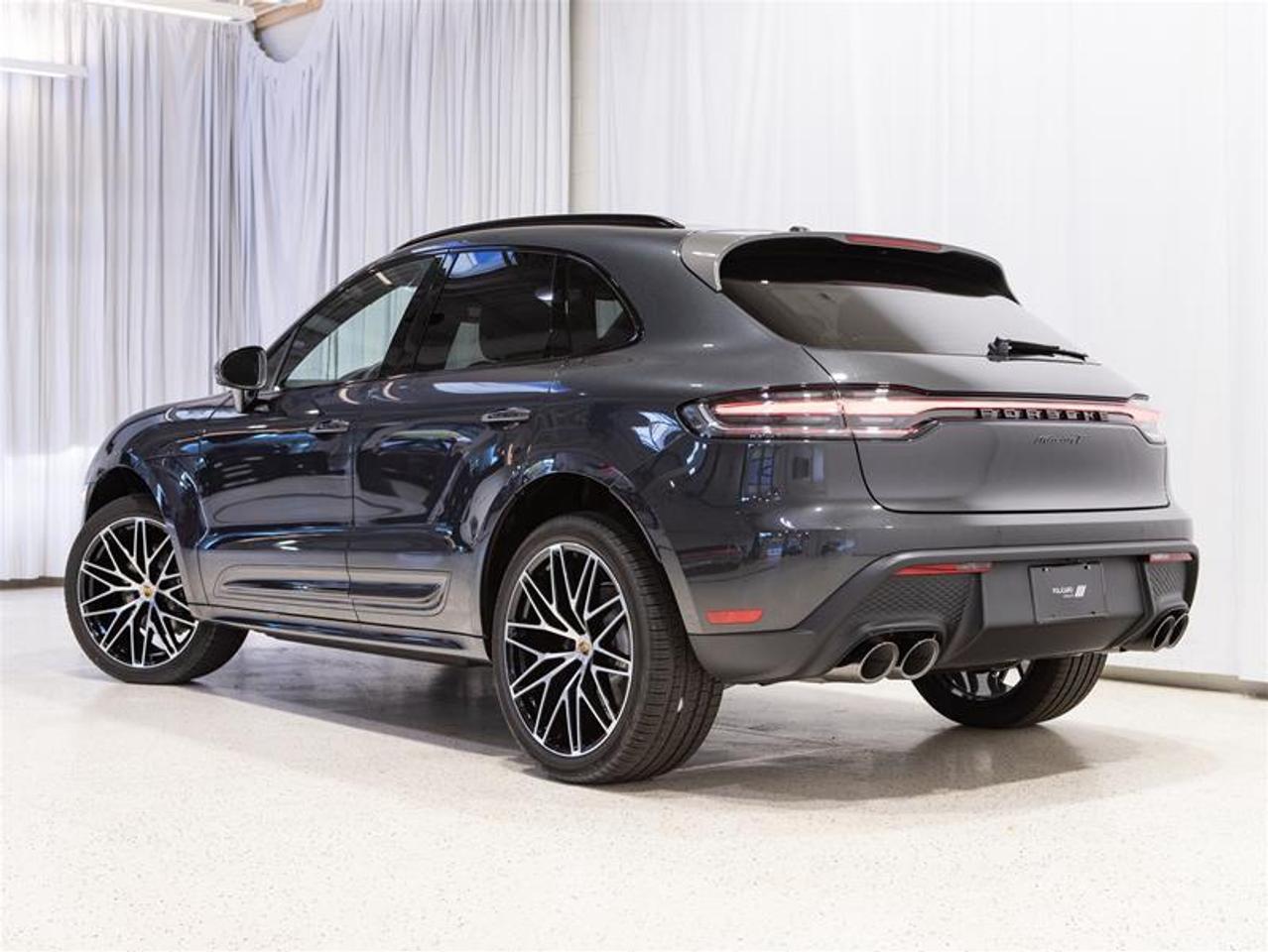 2026 Porsche Macan T AWD Photo