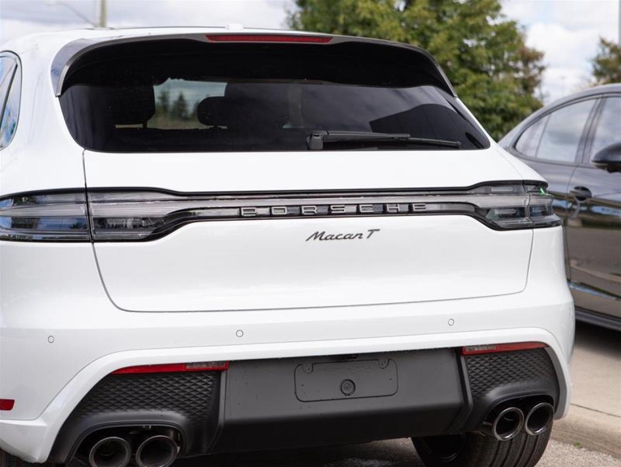 2025 Porsche Macan T AWD Photo