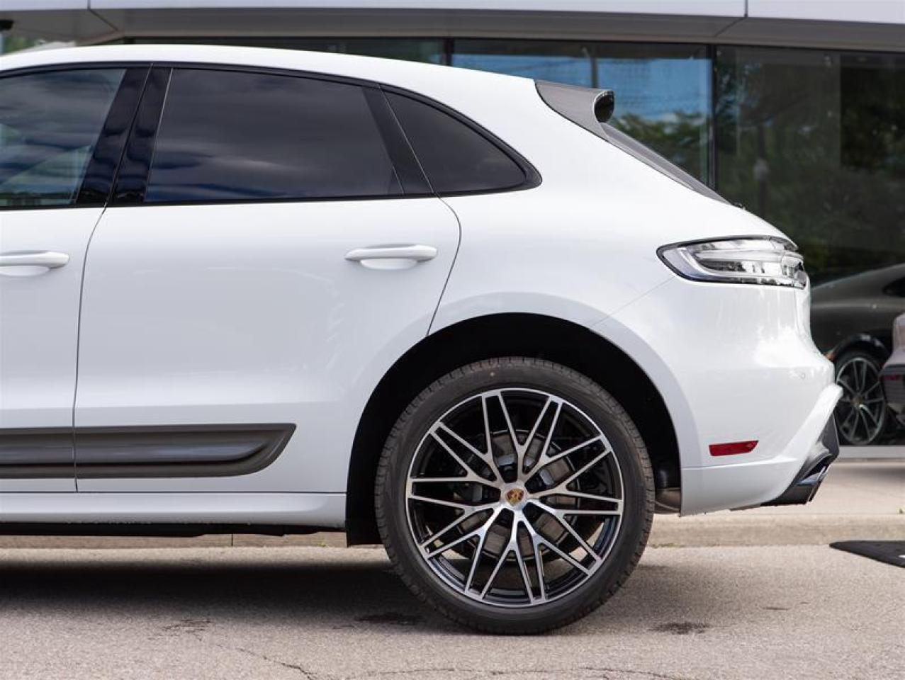 2025 Porsche Macan T AWD Photo