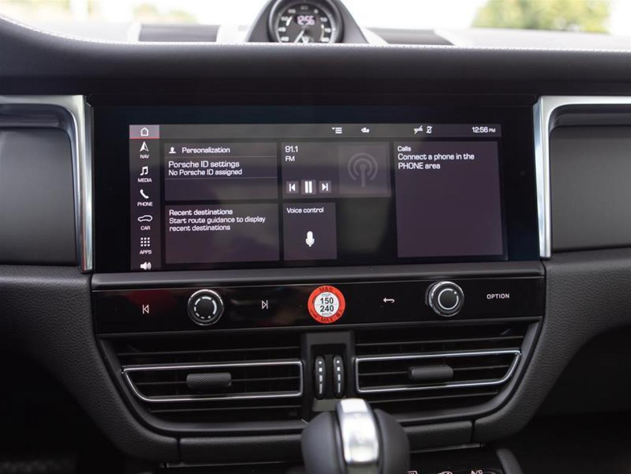 2025 Porsche Macan T AWD Photo