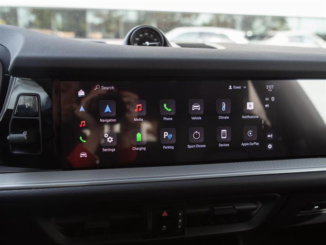 2025 Porsche Cayenne e-Hybrid AWD Photo