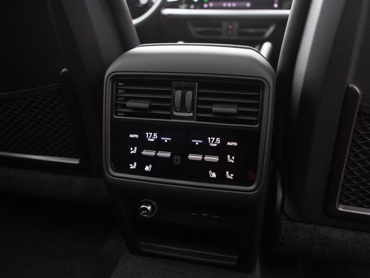 2024 Porsche Cayenne S AWD Photo