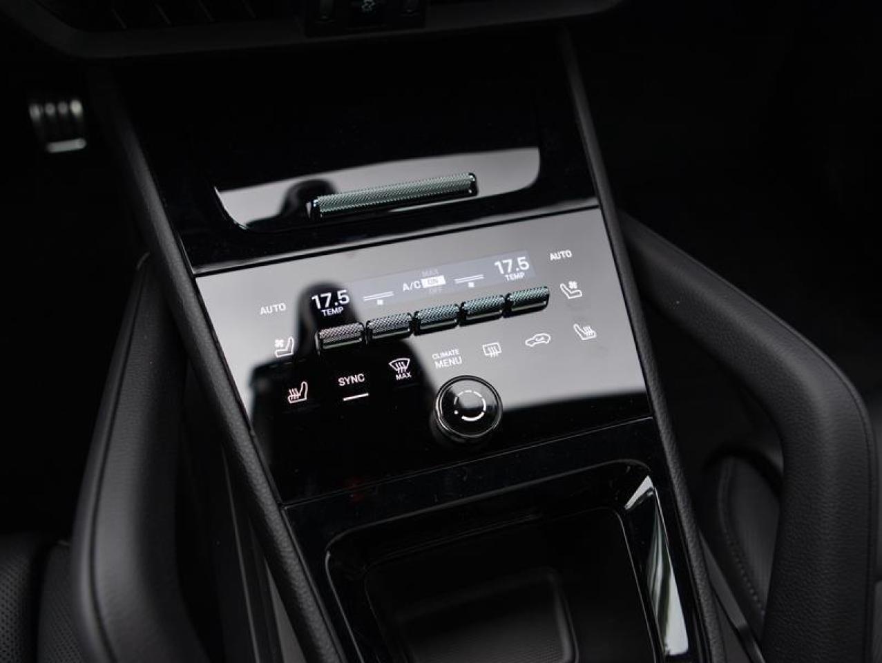 2024 Porsche Cayenne S AWD Photo