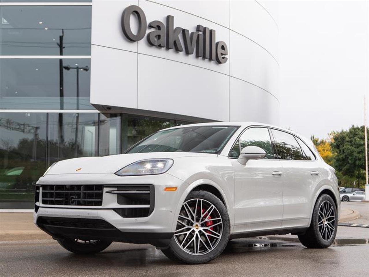 2024 Porsche Cayenne S AWD Photo