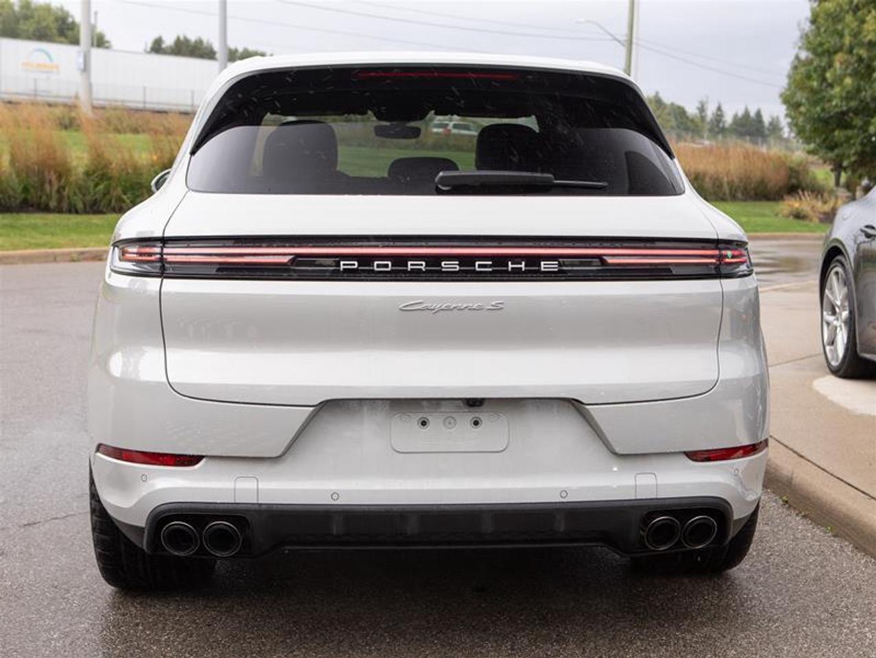 2024 Porsche Cayenne S AWD Photo