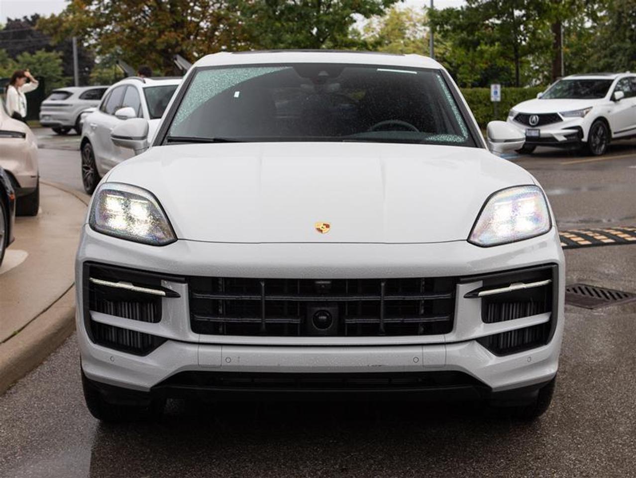 2024 Porsche Cayenne S AWD Photo