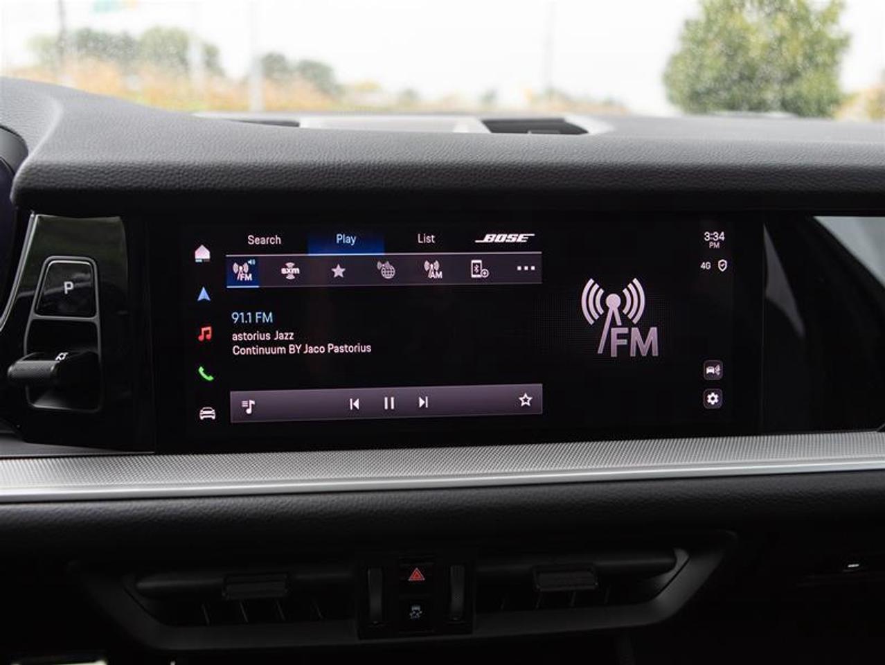 2024 Porsche Cayenne S AWD Photo