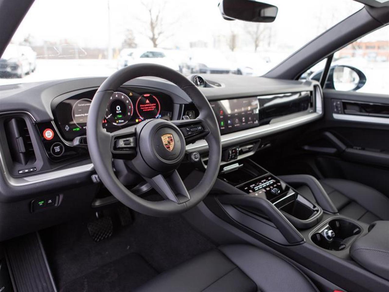 2025 Porsche Cayenne e-Hybrid AWD Photo