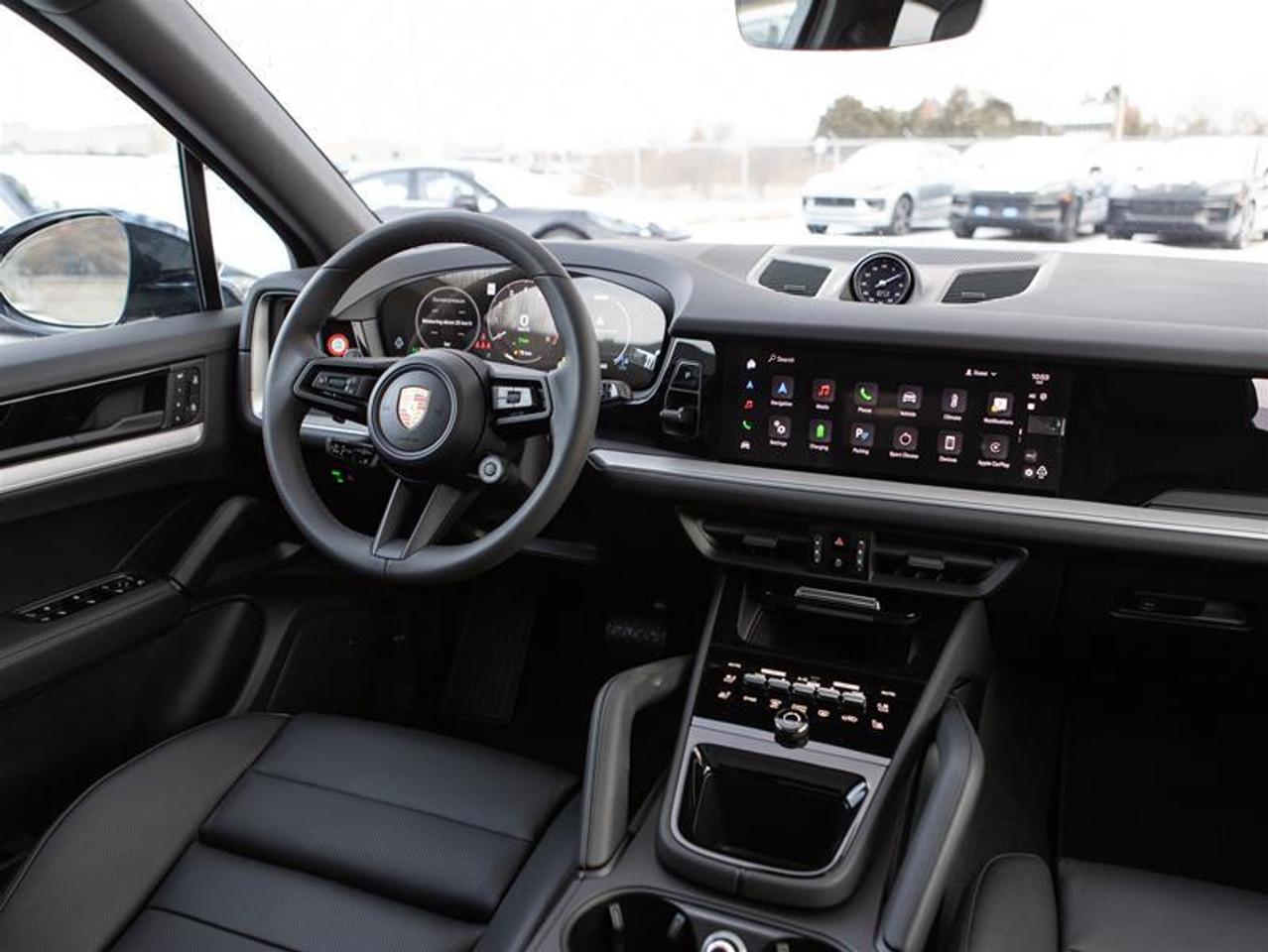 2025 Porsche Cayenne e-Hybrid AWD Photo