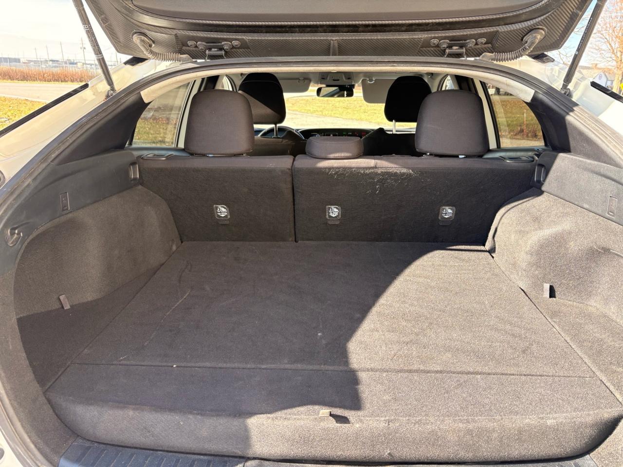 2020 Toyota Prius Prime LE, Plug in Hybrid, Apple Carplay! Photo