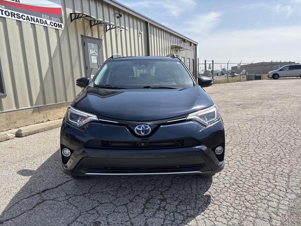 2018 Toyota RAV4 Hybrid Limited, Nav, adapt.  cruise, 360 camera Photo