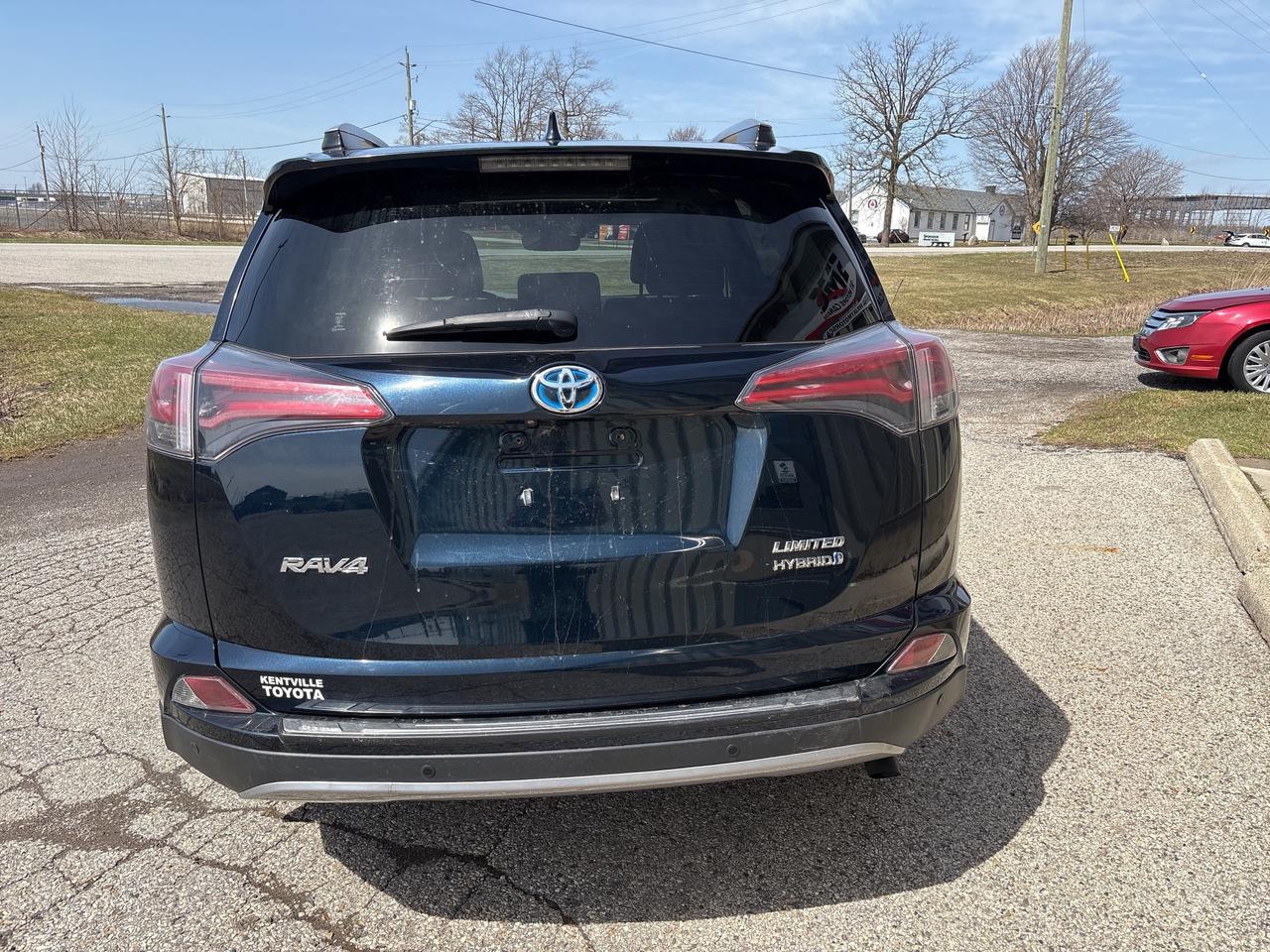 2018 Toyota RAV4 Hybrid Limited, Nav, adapt.  cruise, 360 camera Photo