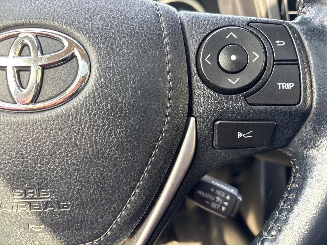 2018 Toyota RAV4 Hybrid Limited, Nav, adapt.  cruise, 360 camera Photo