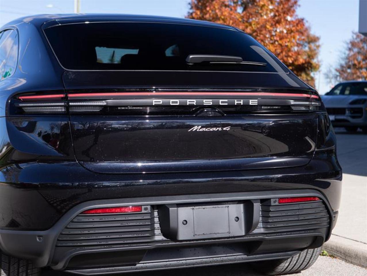 2024 Porsche Macan Electric 4 AWD Photo