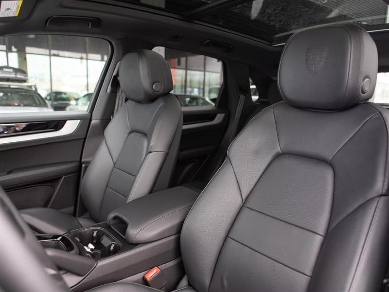 2025 Porsche Cayenne AWD Photo