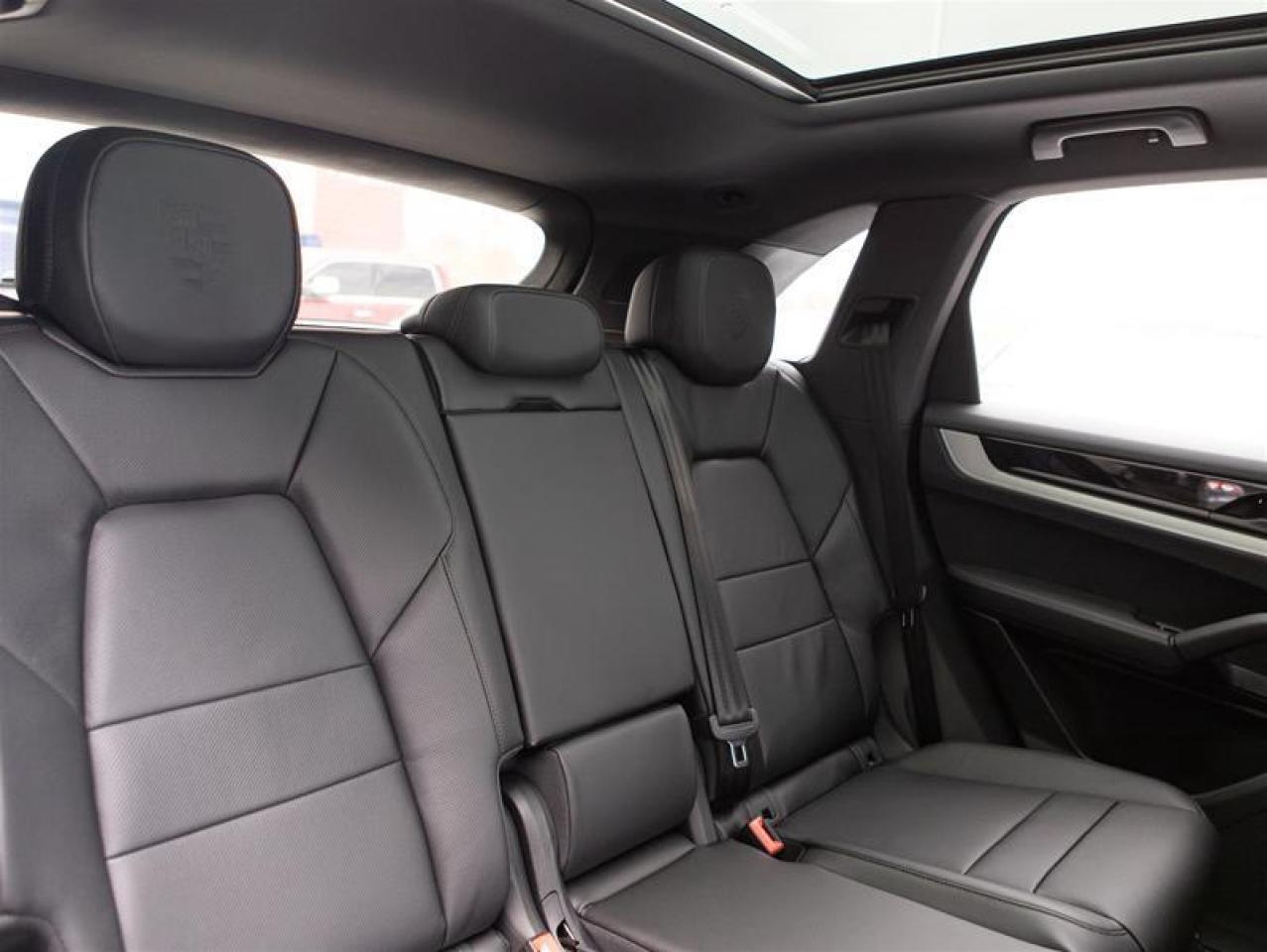 2025 Porsche Cayenne AWD Photo