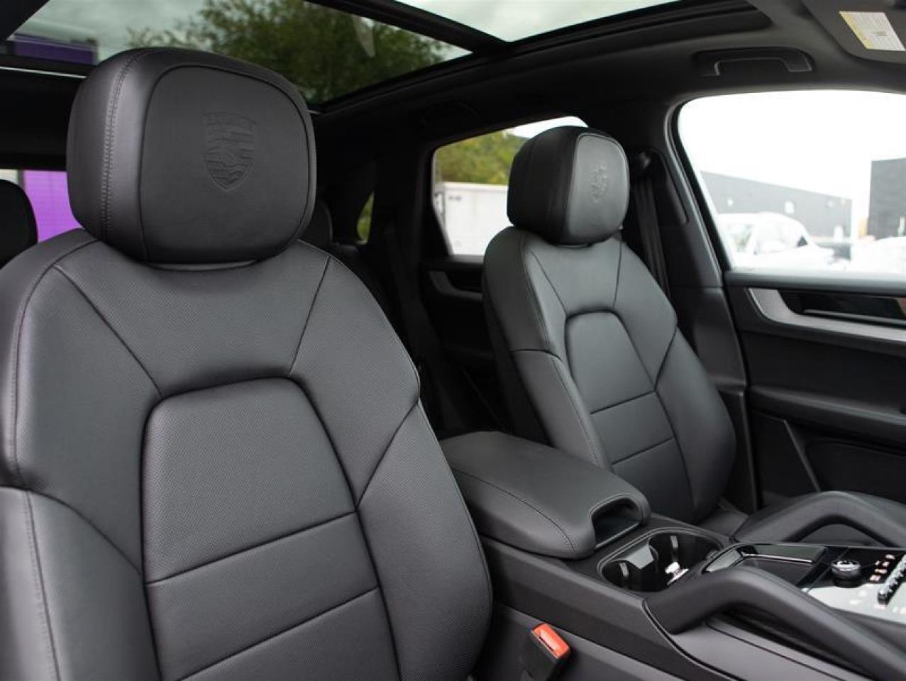 2026 Porsche Cayenne e-Hybrid AWD Photo