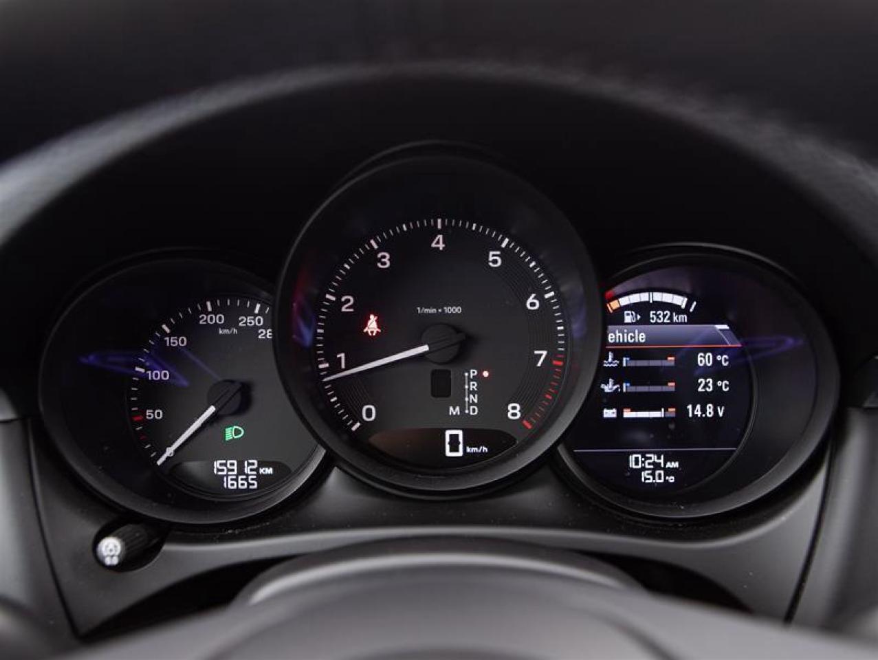 2024 Porsche Macan AWD Photo